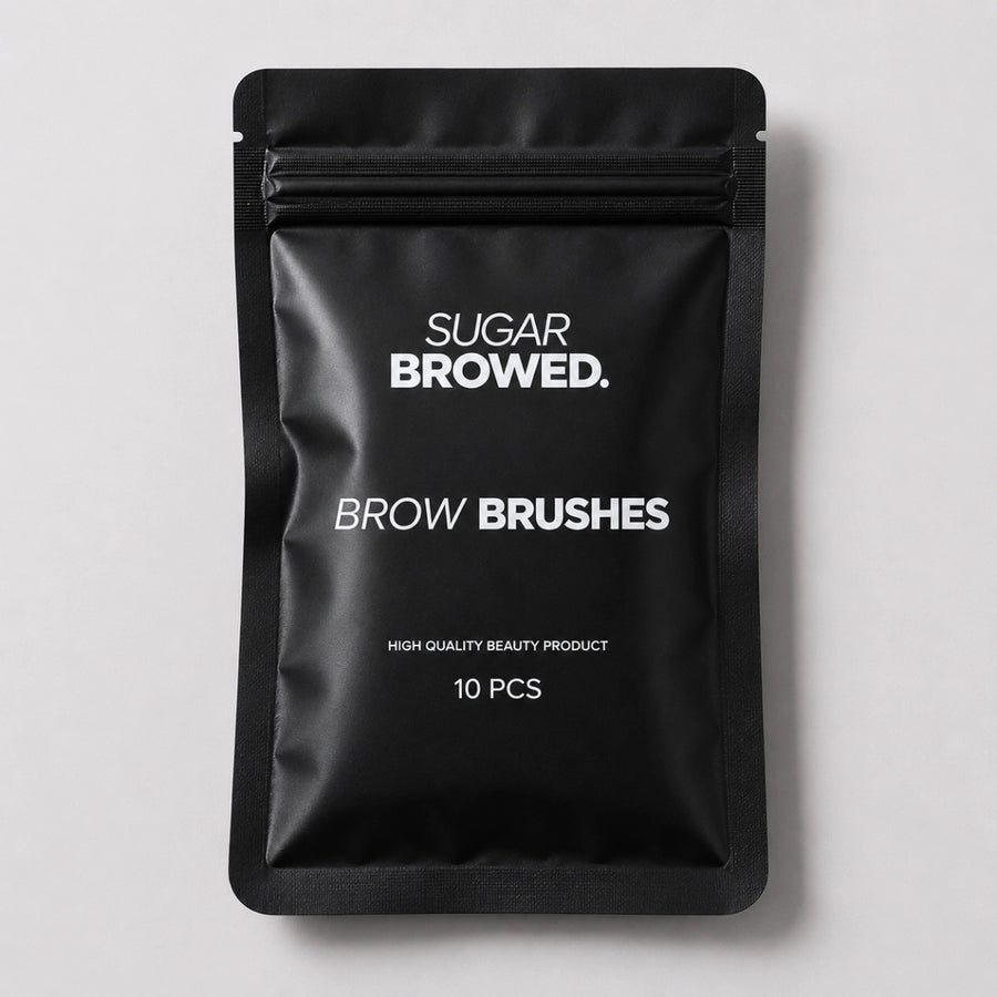 Disposable lash and brow brushes with soft bristles, ideal for maintaining perfectly styled lashes and brows.